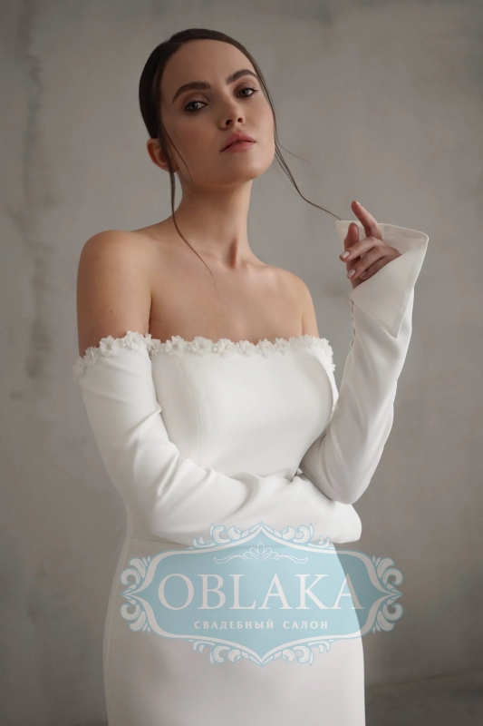 Атласна весільна сукня русалка з довгими рукавами Elvira